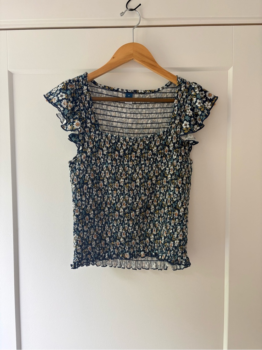 Old Navy Navy Floral Smocked Ruffle Tank